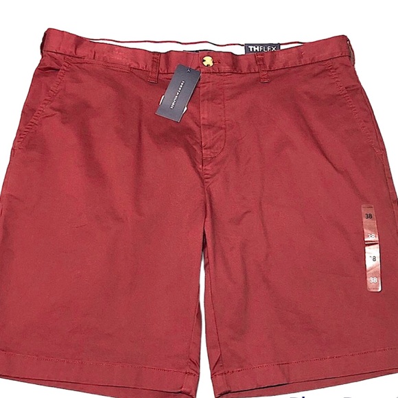 Tommy Hilfiger Men's Casual Flat Front Shorts Flex Burgundy 38W NWT - Picture 1 of 14